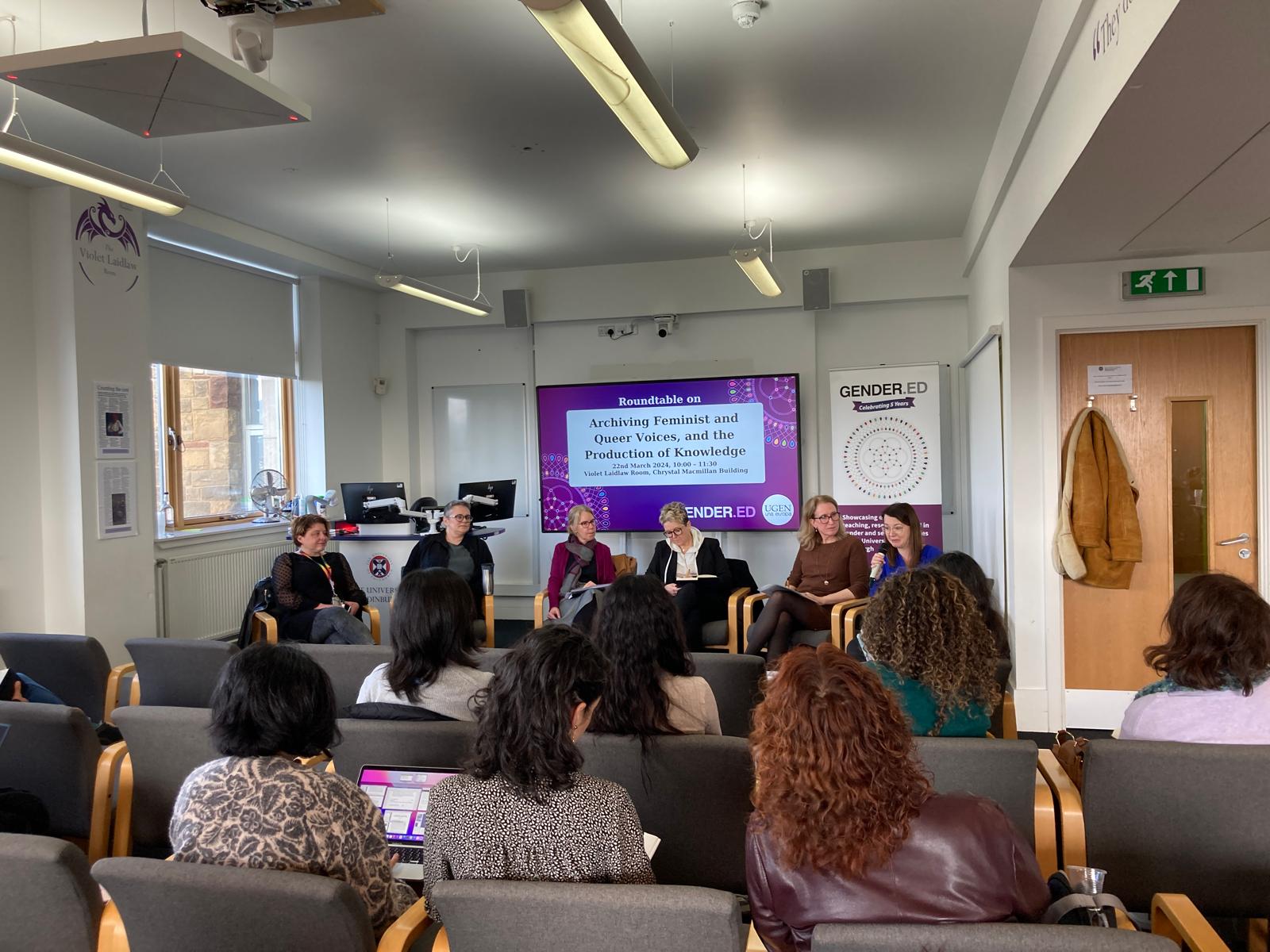 Audience members gathered to listen to the roundtable on archives